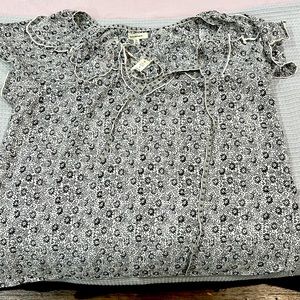 Max studio blouse